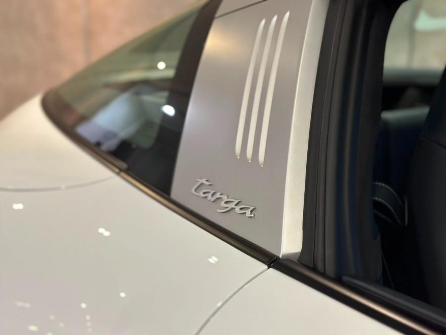992 Targa 4 - Image 7