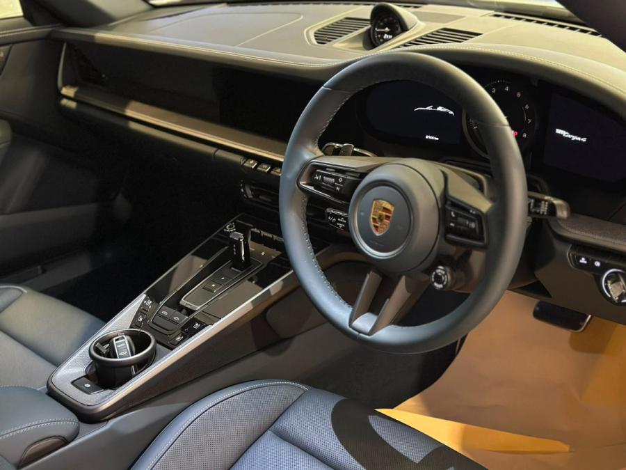 992 Targa 4 - Image 8