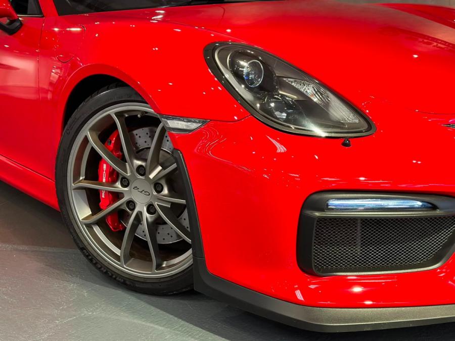 981 GT4 - Image 3