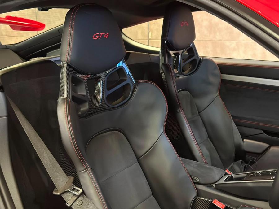 981 GT4 - Image 9