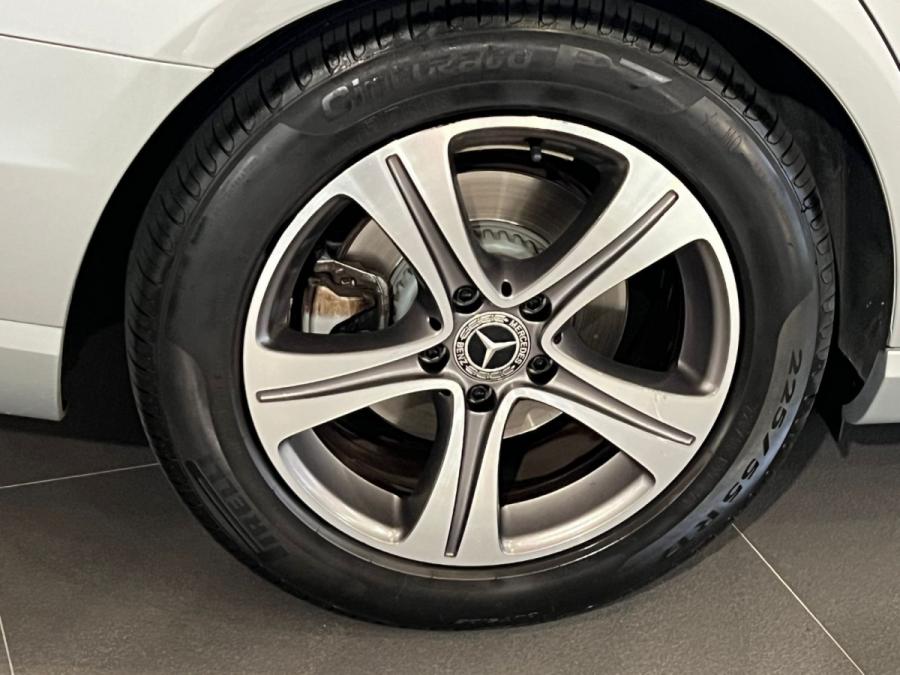 E200 AVANTGARDE - Image 6