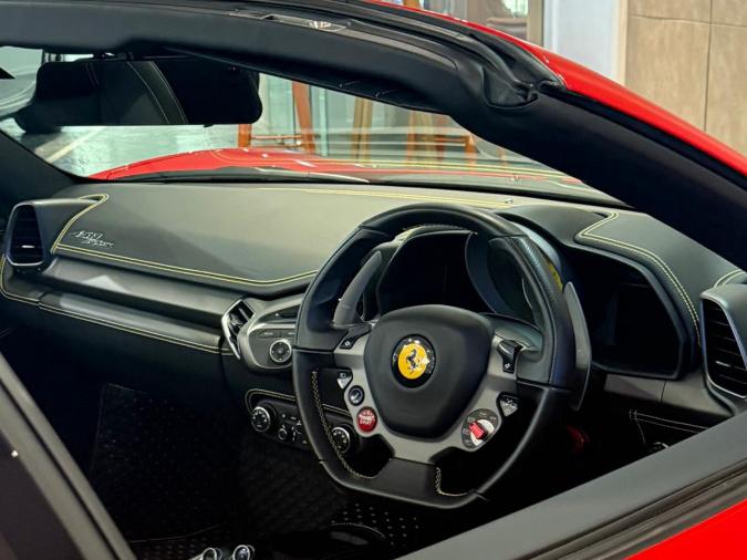 458 Spider - Image 4