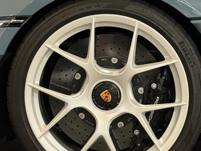911 S/T - Image 7