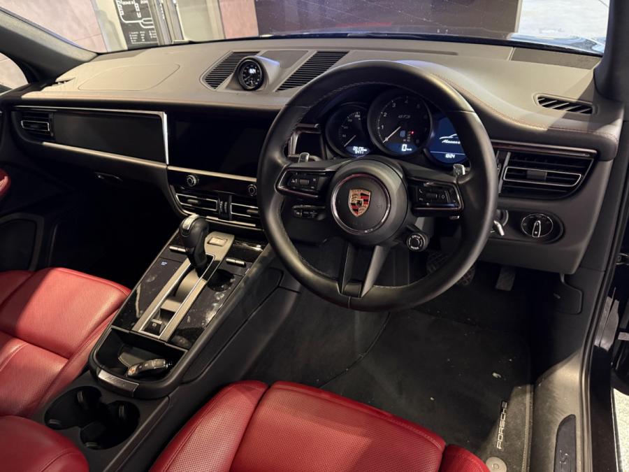 Macan GTS - Image 6