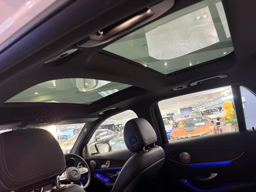 GLC300 4MATIC AMG - Image 4