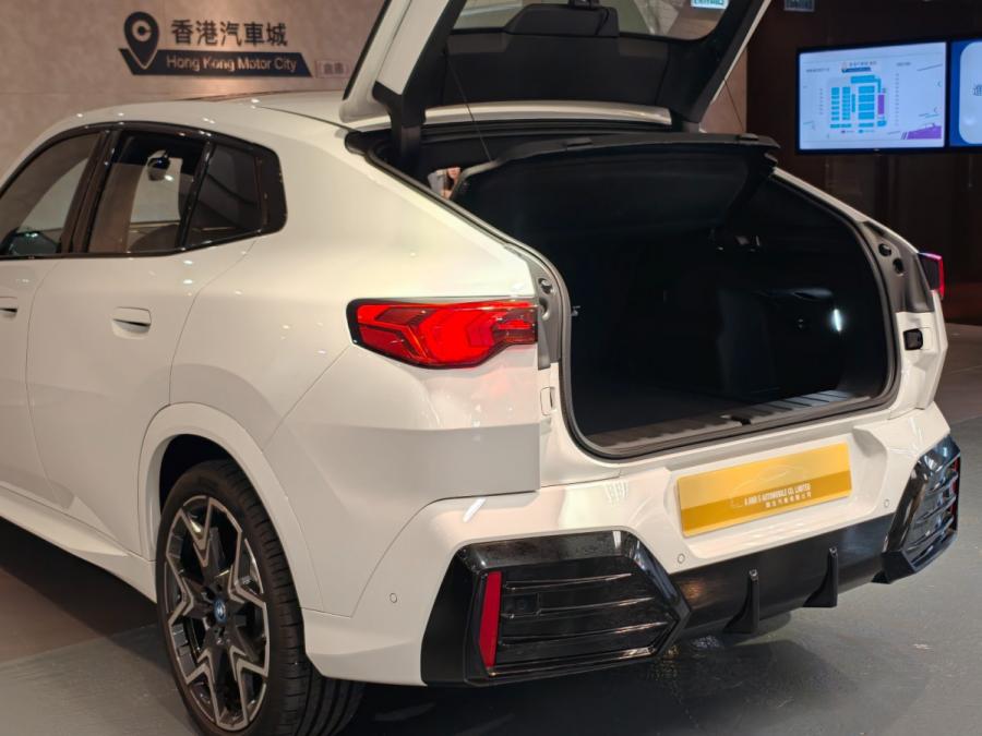 IX2 EDRIVE20 M SPORT EDITION (U10) - Image 17