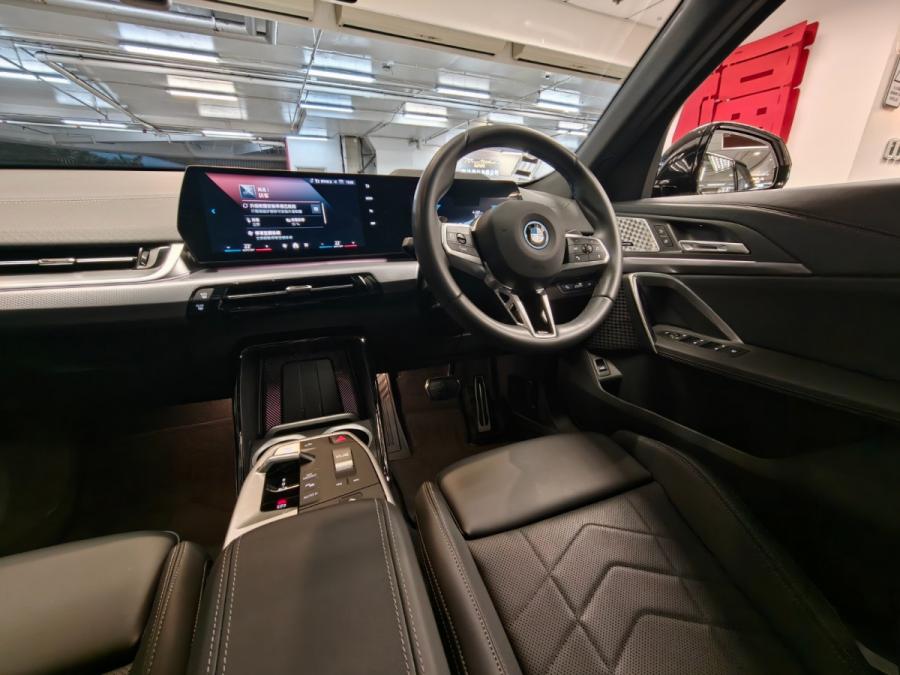 IX2 EDRIVE20 M SPORT EDITION (U10) - Image 2