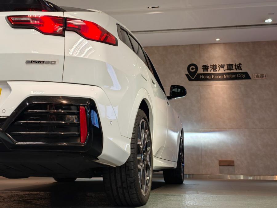 IX2 EDRIVE20 M SPORT EDITION (U10) - Image 16