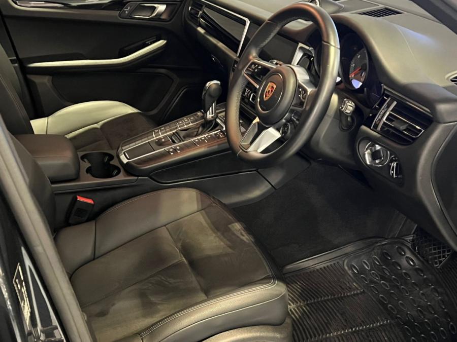 MACAN S - Image 2