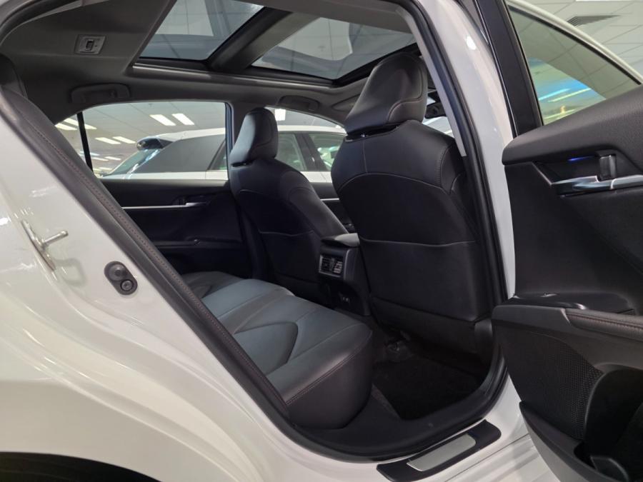 CAMRY 2.5 DELUXE - Image 9