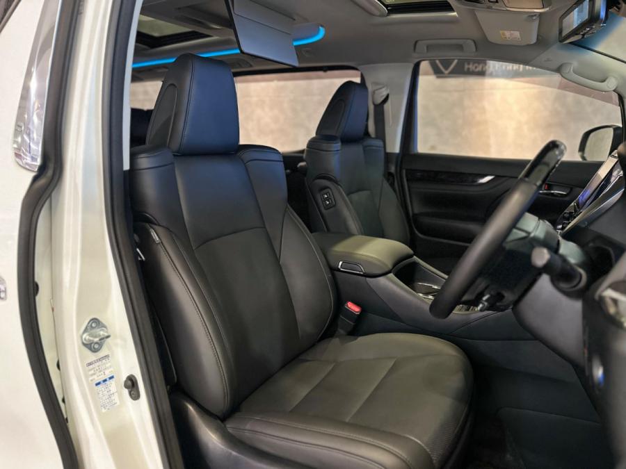 Alphard 2.5 SRC Modellista - Image 3