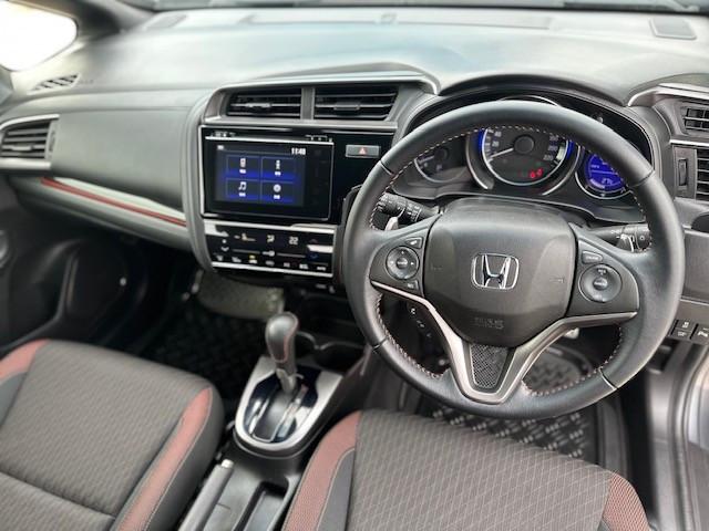 行貨JAZZ 1.5 RS FACELIFT - Image 14