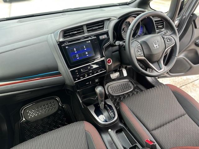 行貨JAZZ 1.5 RS FACELIFT - Image 12