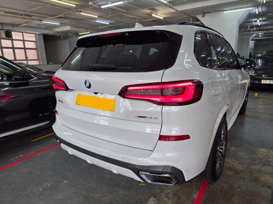 X5  XDRIVE40I M SPORT - Image 14
