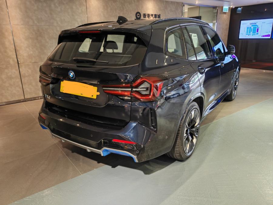 IX3 M Sport - Image 3