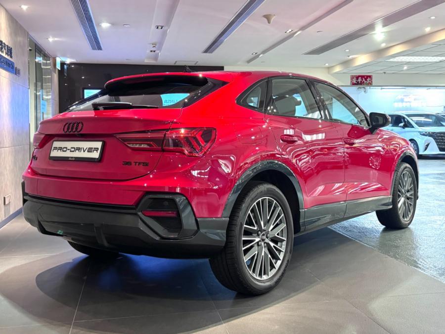 Q3 35 TFSI SPORTBACK - Image 2