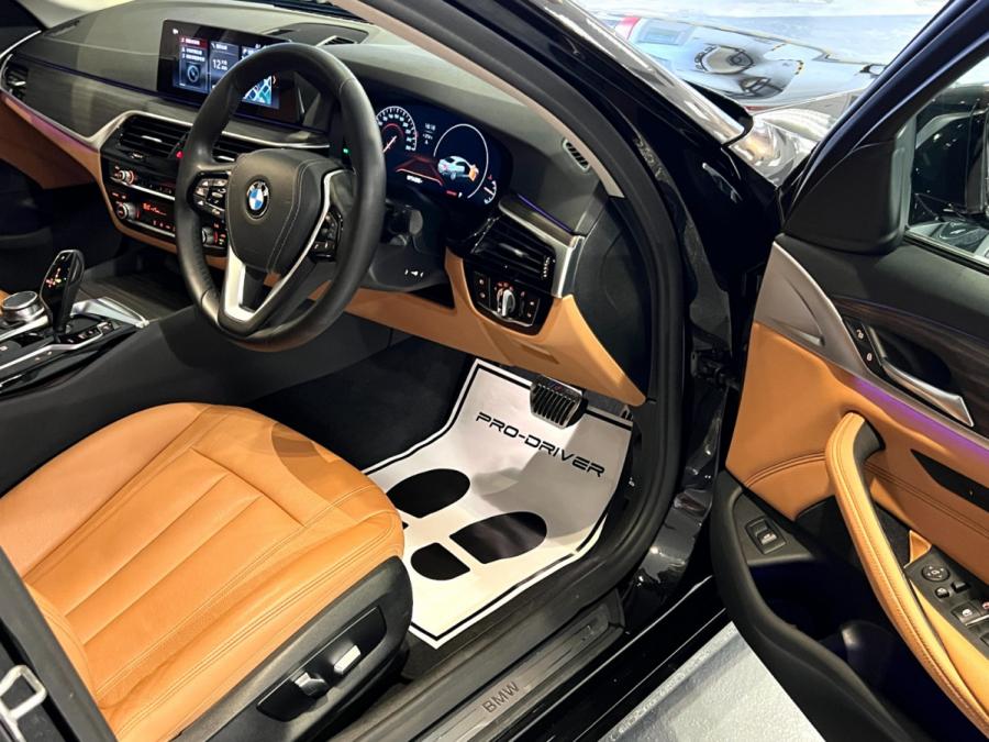G30 520IA SPORT - Image 6