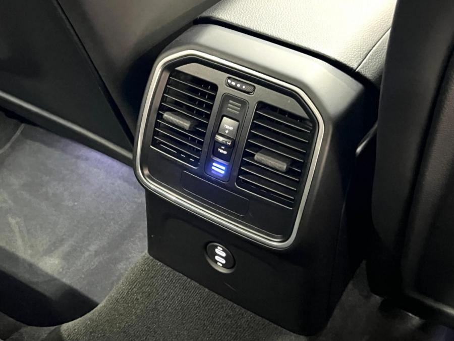 Macan - Image 7