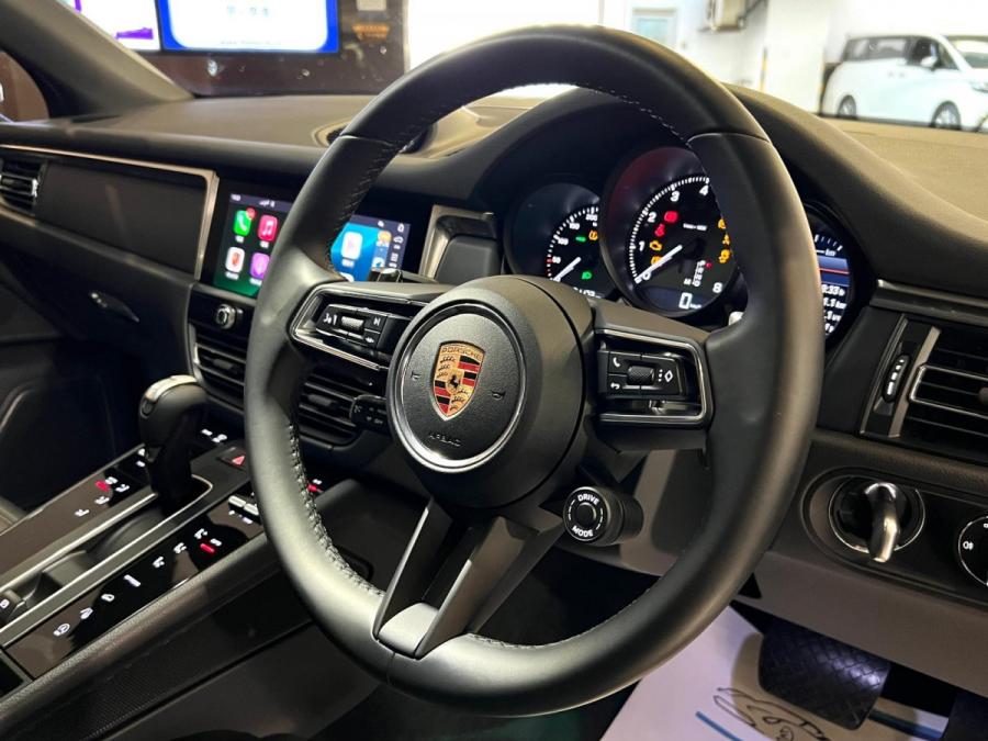 Macan - Image 16