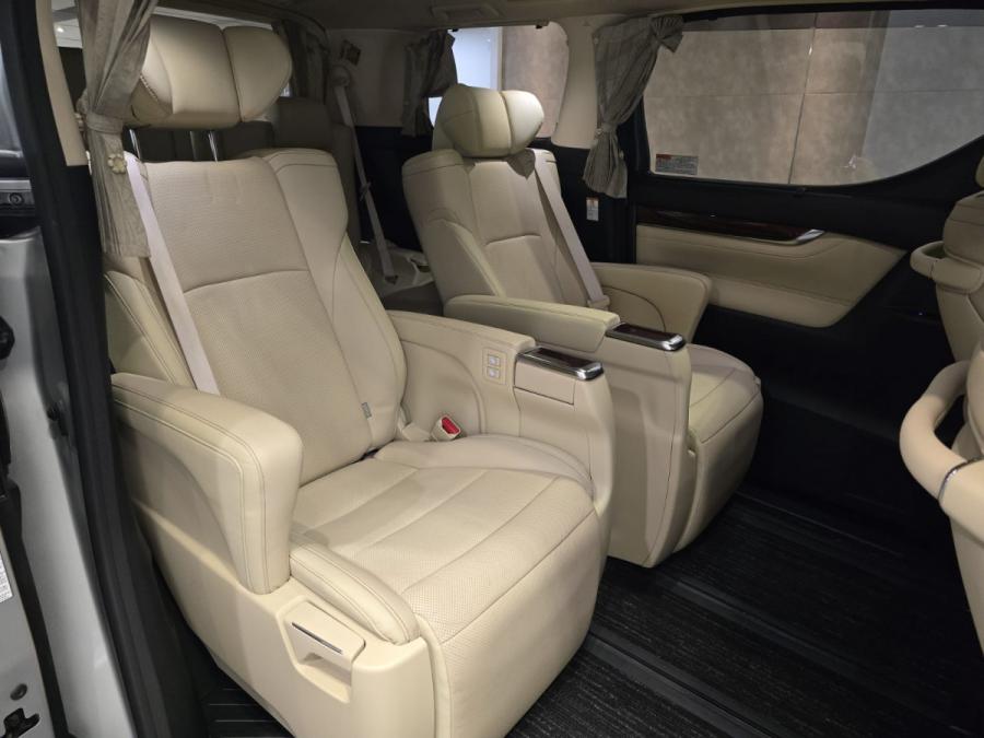 ALPHARD 3.5 - Image 7
