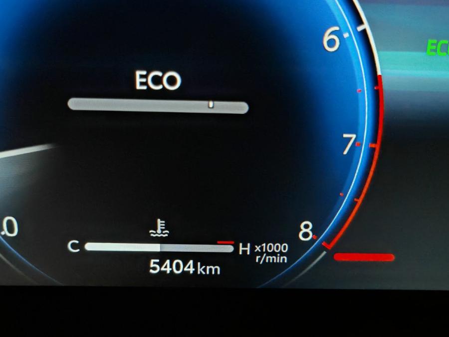 ALPHARD 40 2.5 Z - Image 5