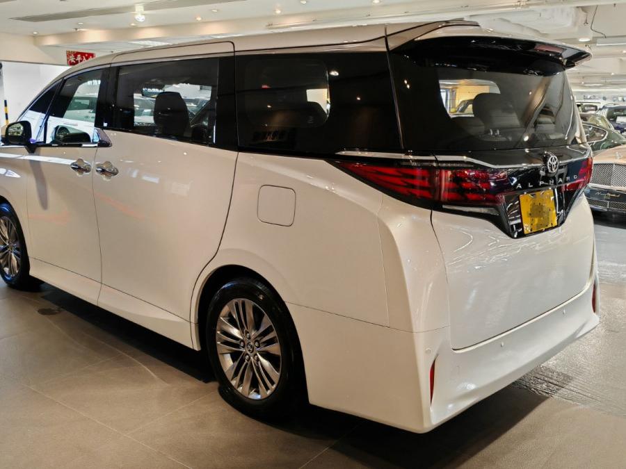 ALPHARD 40 2.5 Z - Image 4
