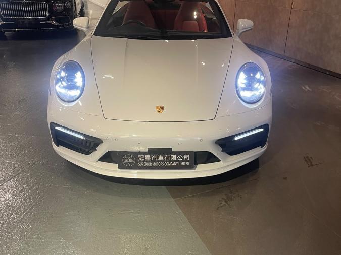 PORSCHE 保時捷 911Carrera4S