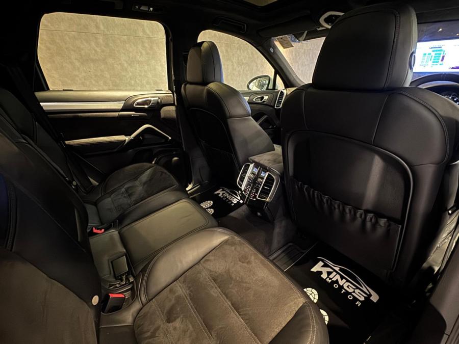 CAYENNE GTS - Image 4