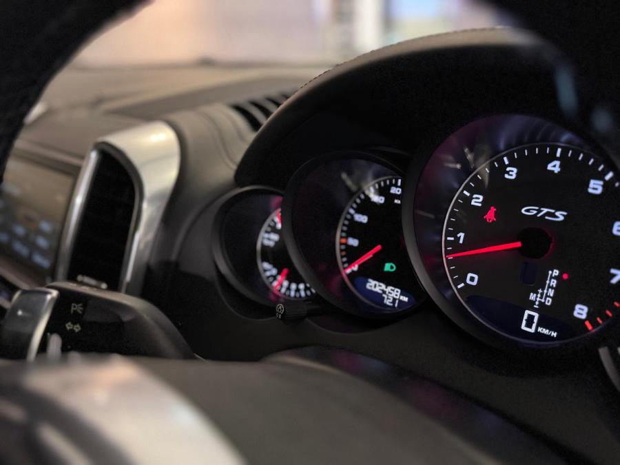 CAYENNE GTS - Image 5