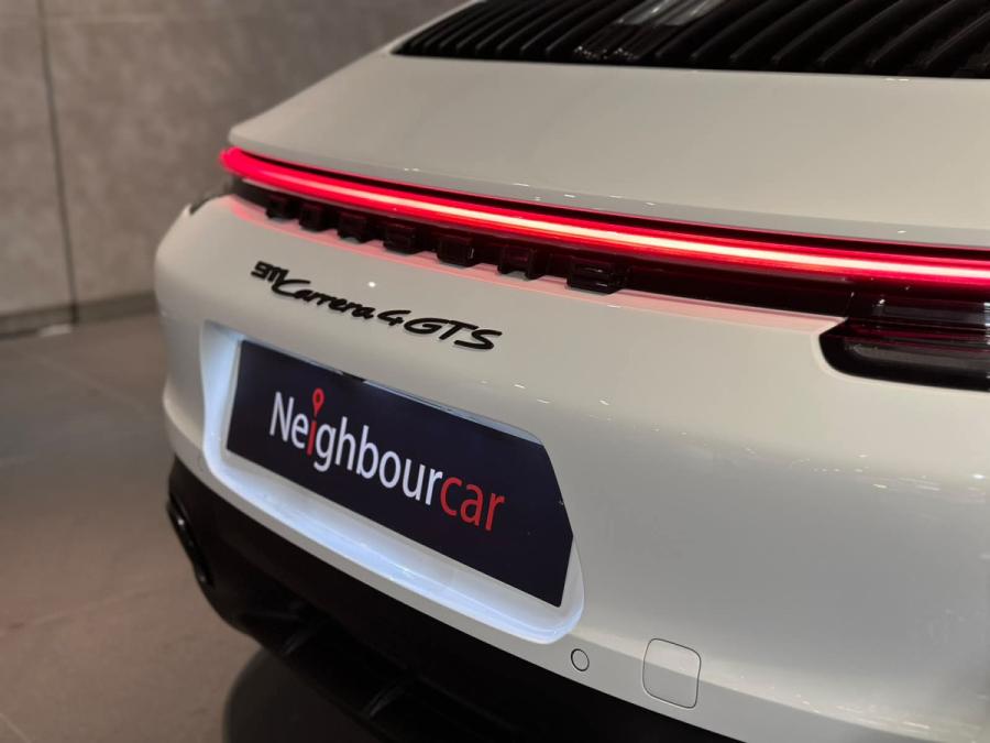 911  992 CARRERA 4 GTS - Image 3
