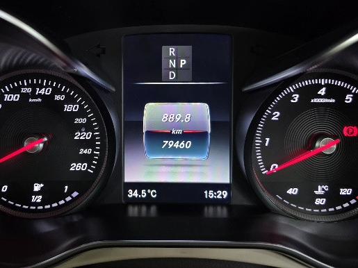 GLC250 4 MATIC - Image 8