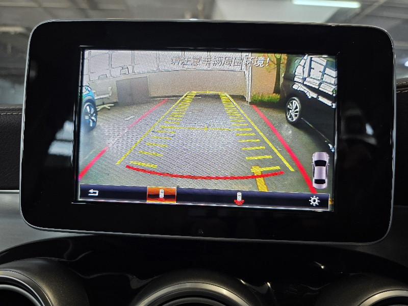 GLC250 4 MATIC - Image 9