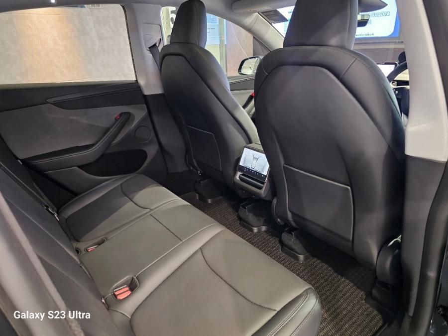 MODEL Y RWD - Image 5