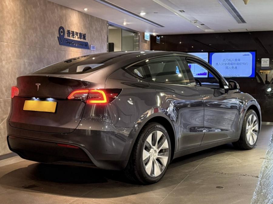 MODEL Y RWD - Image 2