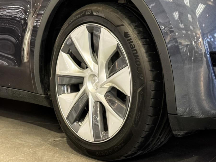 MODEL Y RWD - Image 3