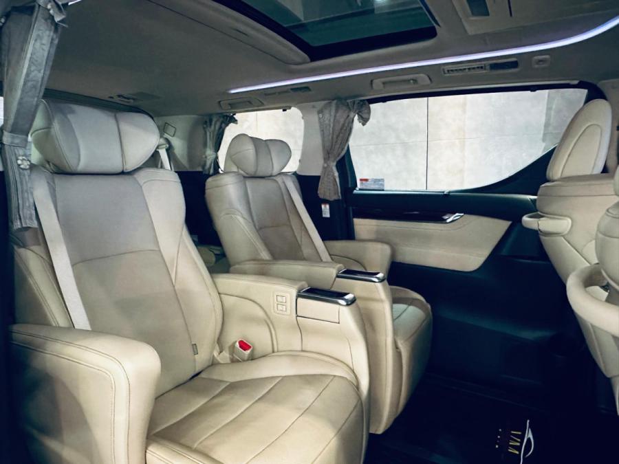 Alphard 3.5 - Image 7