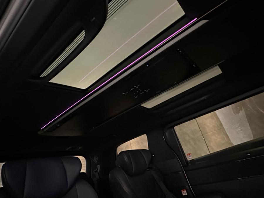 Alphard  2.5 - Image 9