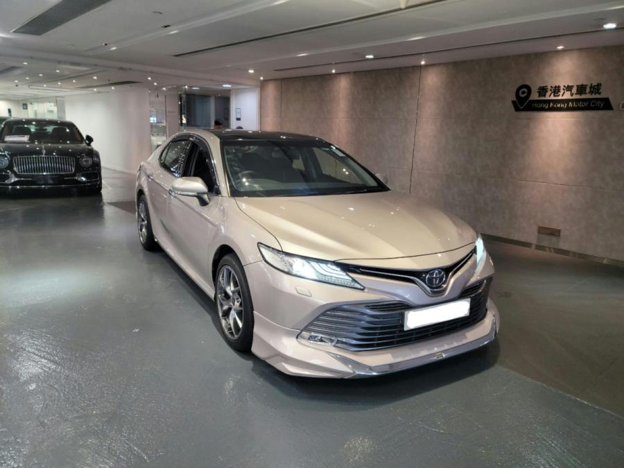 TOYOTA 豐田 CAMRY DELUXE