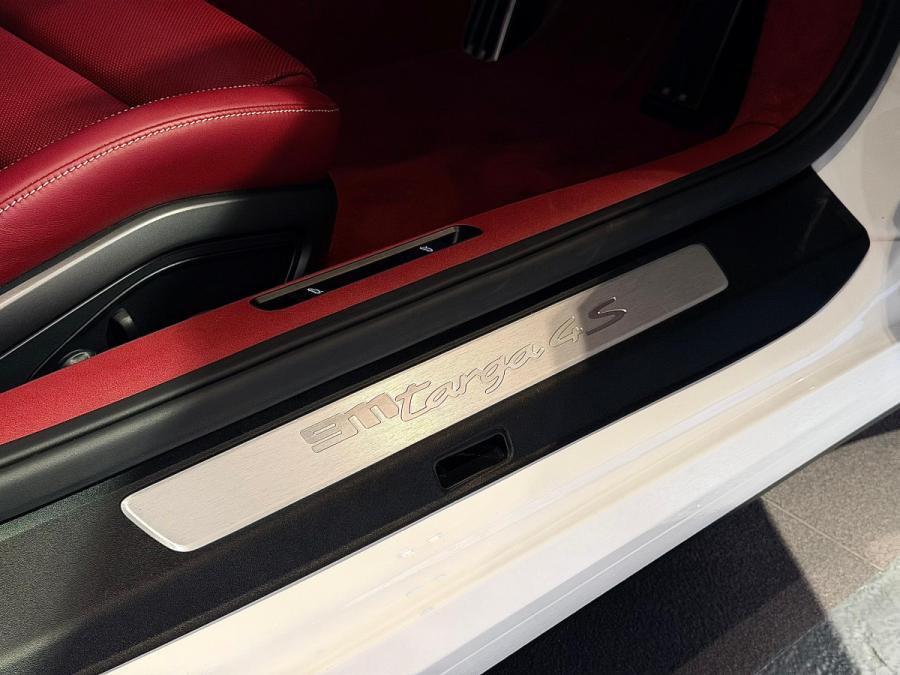 911 992 Targa 4S - Image 8