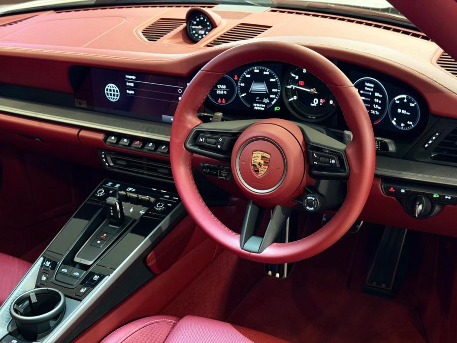 911 992 Targa 4S - Image 9