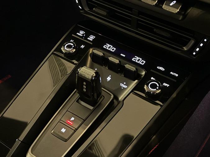 911 Carrera 4 GTS 992.1 - Image 4