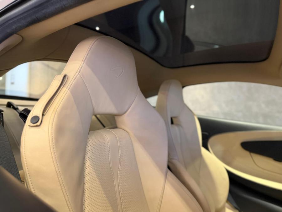570GT - Image 6
