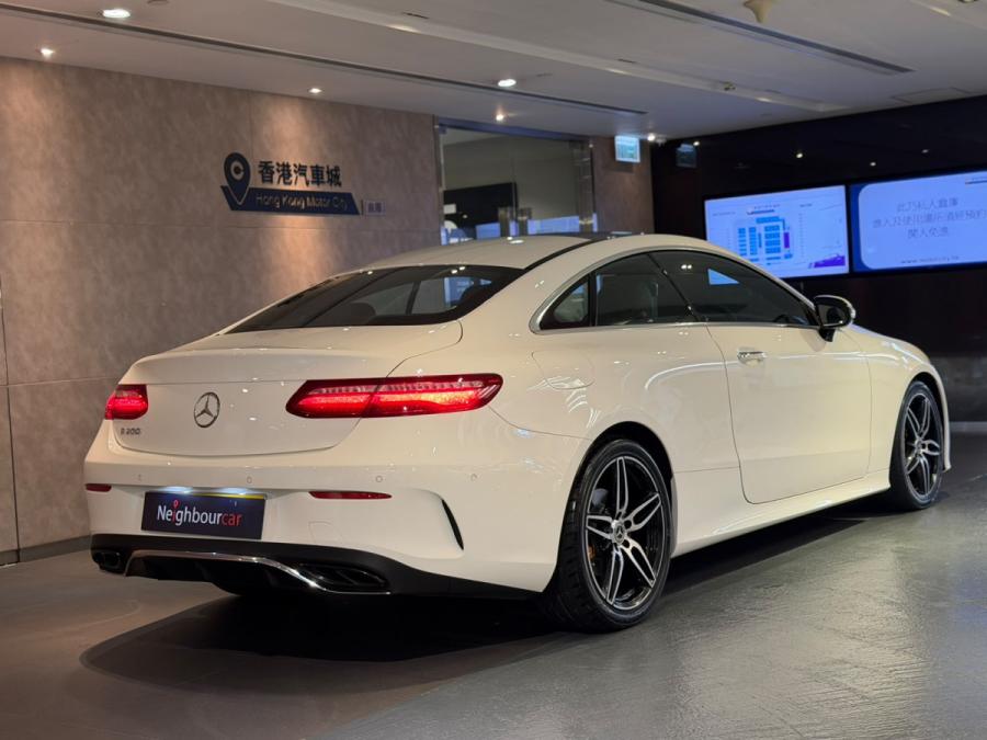 E200 AMG COUPE - Image 2