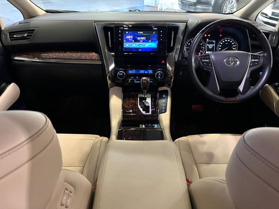 ALPHARD 350GF - Image 4