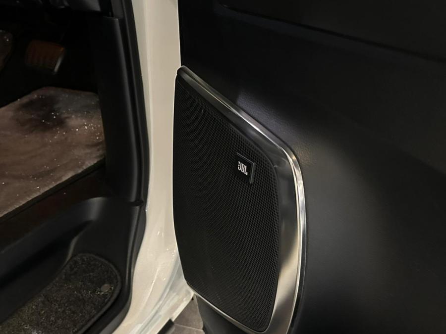 ALPHARD 3.5 SC - Image 9