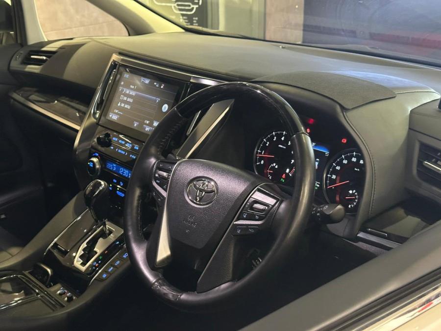 ALPHARD 3.5 SC - Image 4