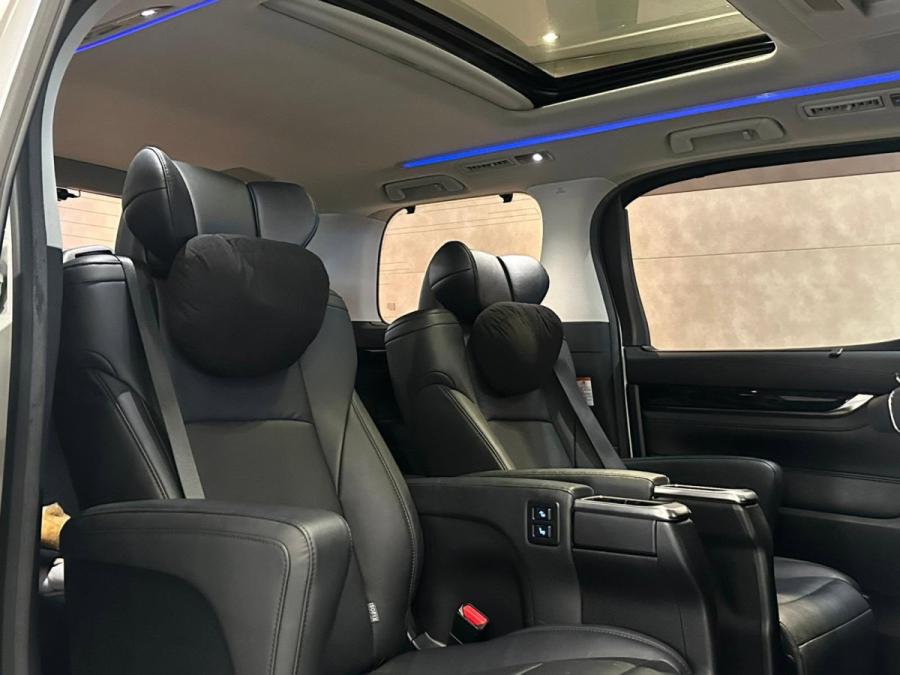ALPHARD 3.5 SC - Image 5