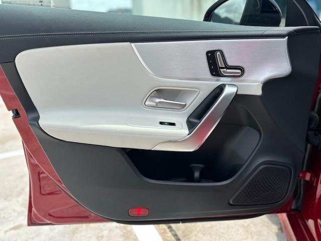 行貨 CLA250 COUPE AMG C118 - Image 9