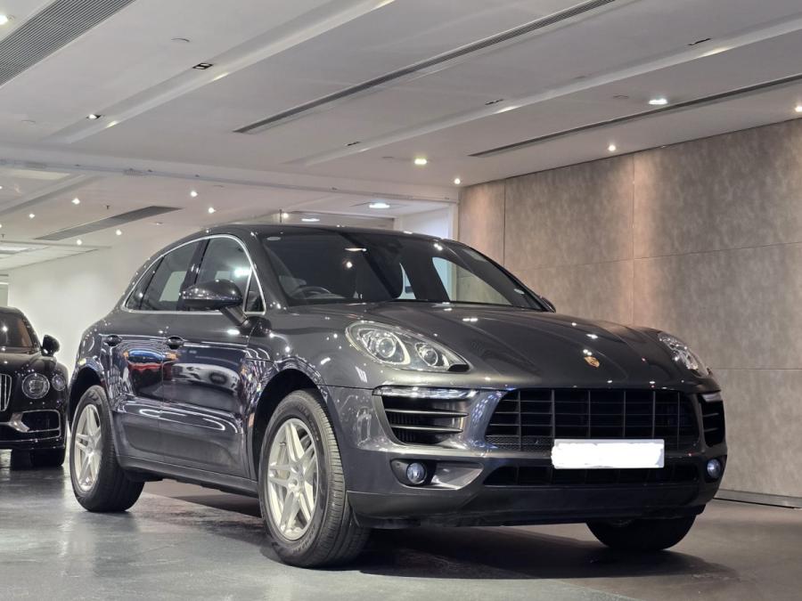 PORSCHE MACAN S