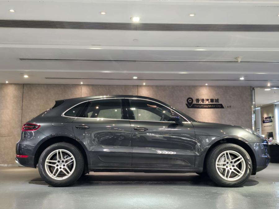 MACAN S - Image 2
